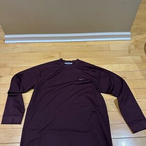 Nike Men's Burgundy Long Sleeve Tee